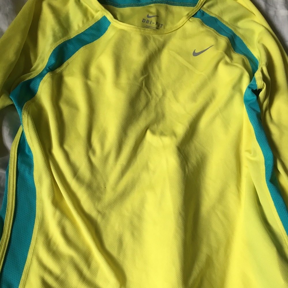 Nike Yellow/Blue Workout Long Sleeved Shirt